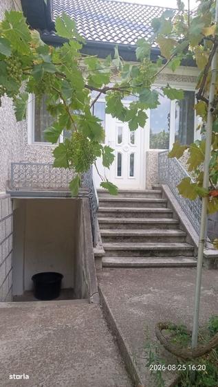 Casă cu 4 camere cu Teren 2200 Mp în Șieu