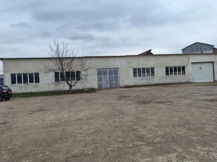 Spațiu comercial, de 560 mp, în Central