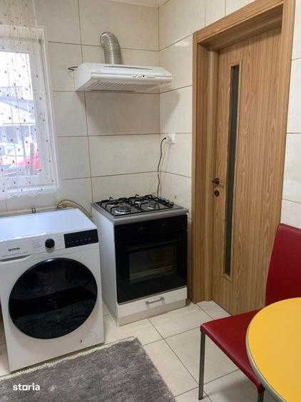 Apartament cu 2 camere decomandat în Ișalnița