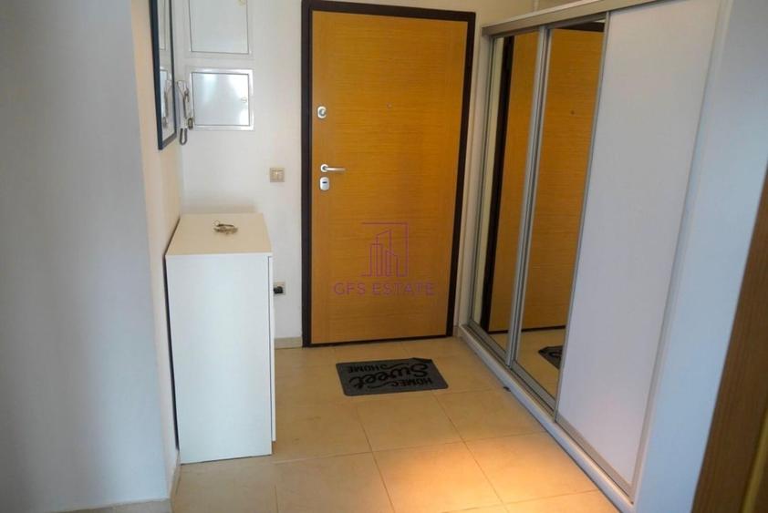 Apartament cu 3 camere în Tei
