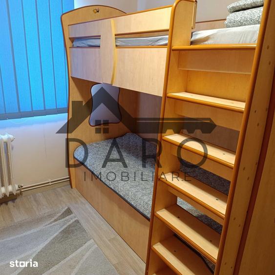 Oferim in chirie apartament cu trei camere Dambul Pietros - 4