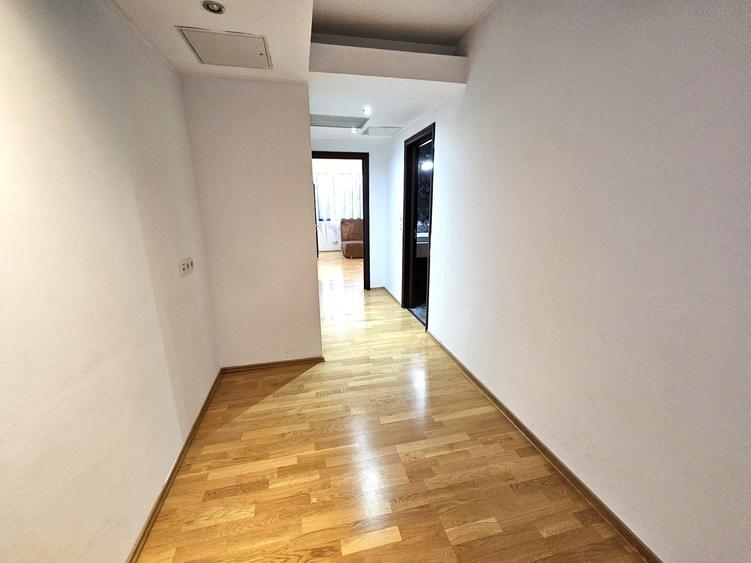 Birou, de 60 mp, în Unirii