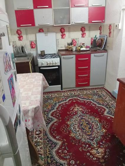 Casă cu Teren 919 Mp în Central