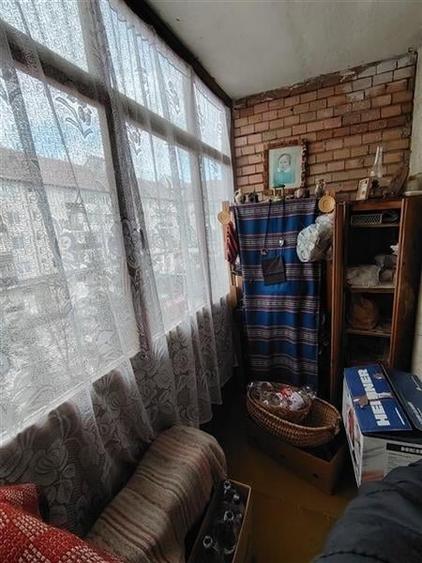 Apartament cu 4 camere decomandat, mobilat în Vest
