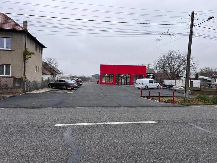 Spațiu comercial, de 1,612 mp, în Mihai Bravu