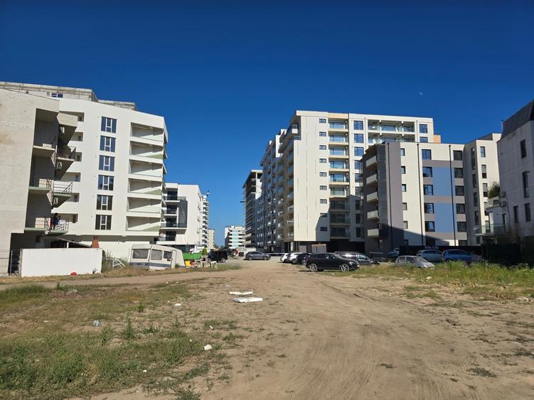 Teren Construcții intravilan de 388 mp, în Nord