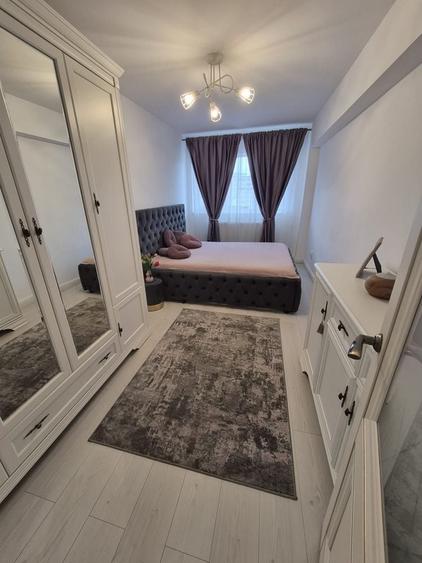 Apartament cu 3 camere decomandat în Mărăști