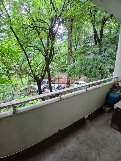 Brancoveanu - Aleea Dorohoi - apartament 3 camere - 16