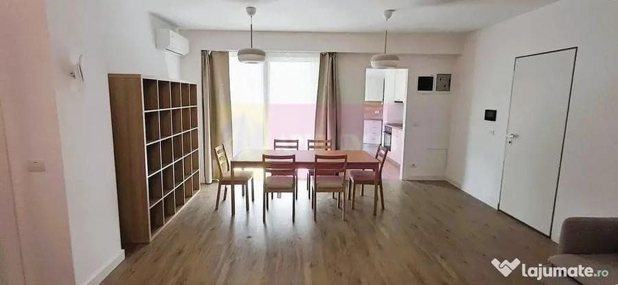 Apartament cu 4 camere decomandat în Ultracentral