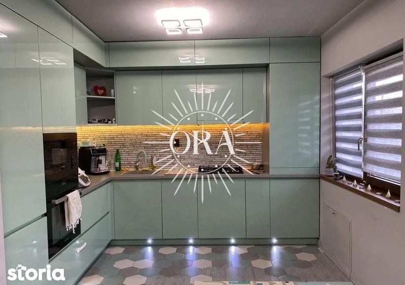 Casă cu 5 camere cu Teren 207 Mp în Apahida