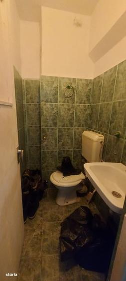 Apartament cu 4 camere decomandat în Inel II