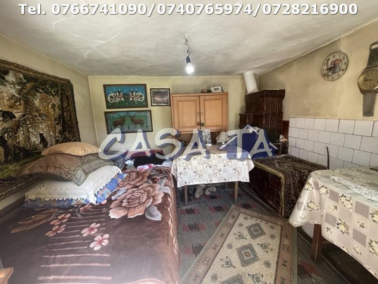Casă individuală cu 4 camere cu Canalizare în Runcu