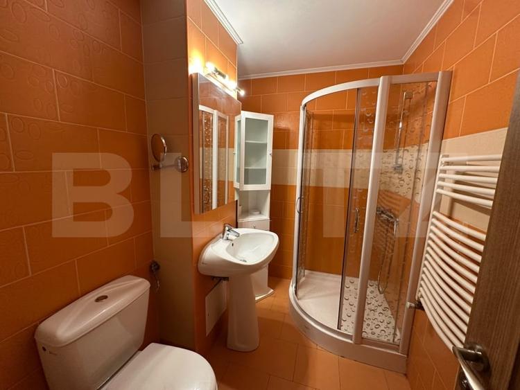 Apartament cu 2 camere semidecomandat, mobilat în Cetate