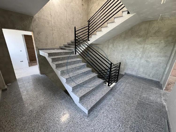 Apartament cu 3 camere decomandat în Cetății