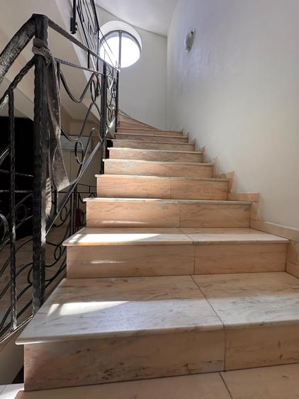 Casă individuală cu 6 camere cu Piscina în Unirii