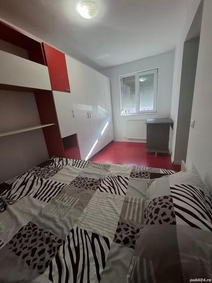 Apartament cu 2 camere semidecomandat în Hunedoara