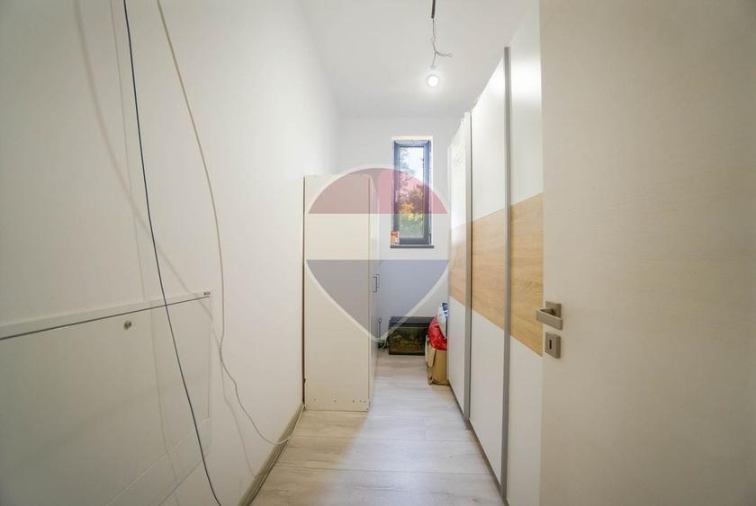 Casă individuală cu 4 camere cu Teren 476 Mp în Prejmer