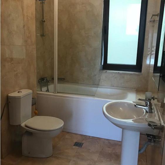 Apartament cu 4 camere decomandat în Herăstrău