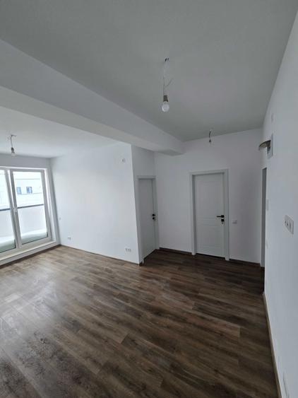Apartament cu 2 camere semidecomandat în Vasile Alecsandri