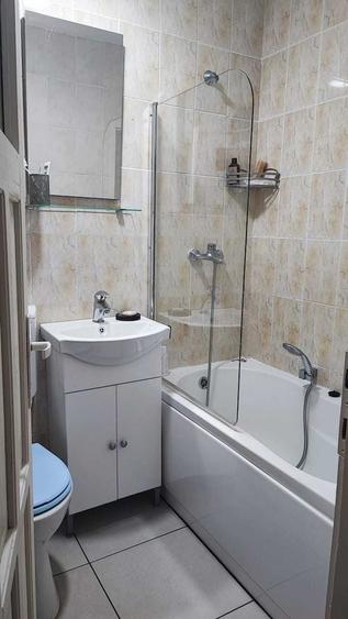 Garsonieră decomandată în Gruia