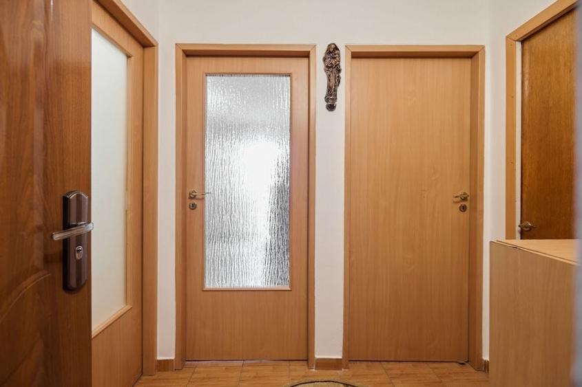 Apartament cu 2 camere decomandat, mobilat în Războieni