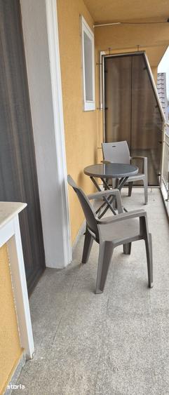 Casă cu 8 camere cu Teren 250 Mp în Central