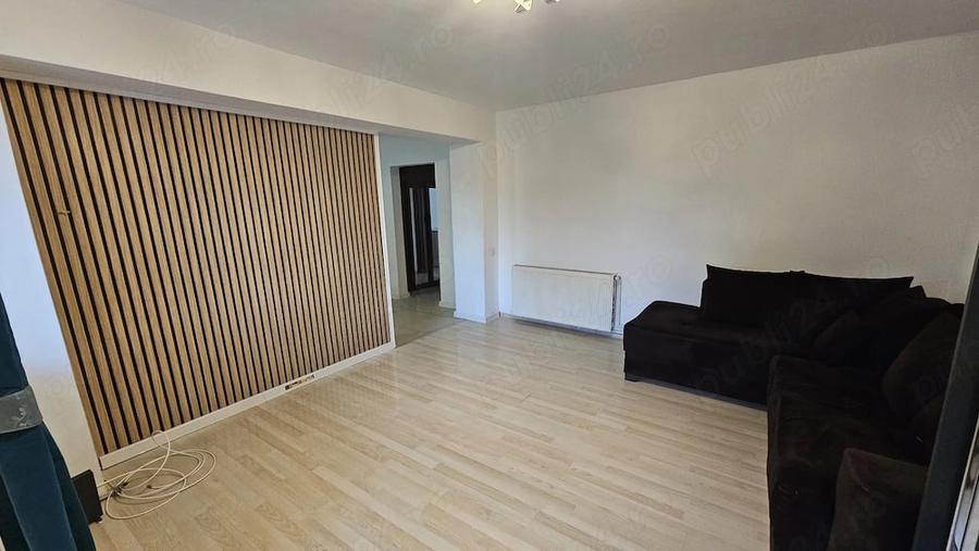 Apartament cu 3 camere decomandat în Cornetu