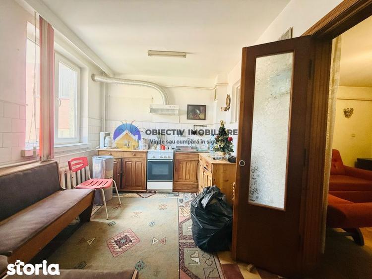 Apartament 4 camere/ 2 bai /boxa cadastrata - B-dul Traian 82 mp - 16