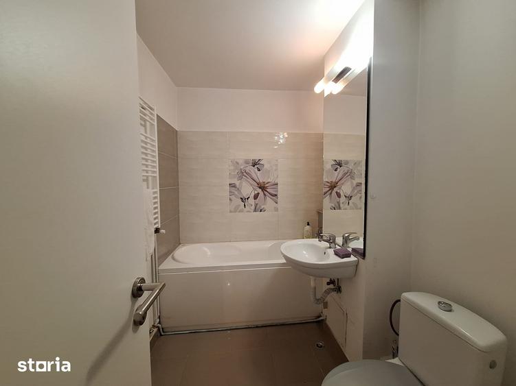 Apartament cu 3 camere decomandat în Baba-Dochia