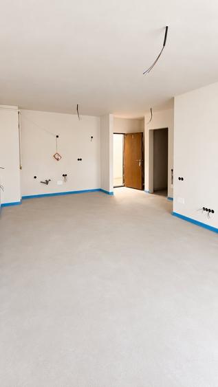 Apartament cu 2 camere semidecomandat în Florești