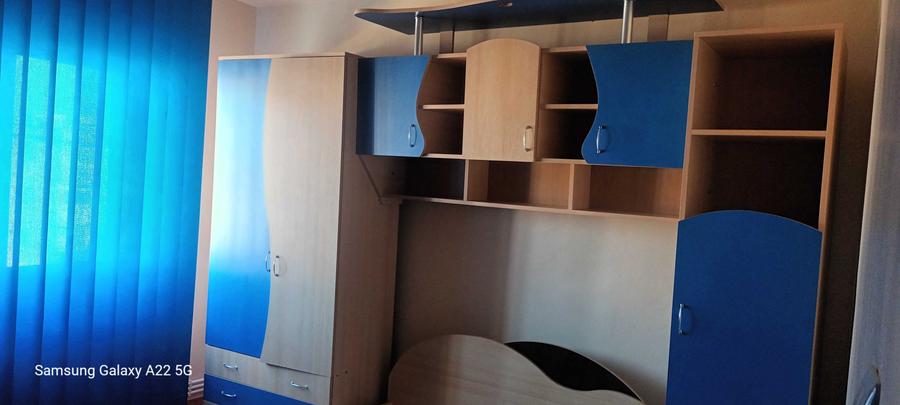 Apartament cu 2 camere decomandat în Radu Negru