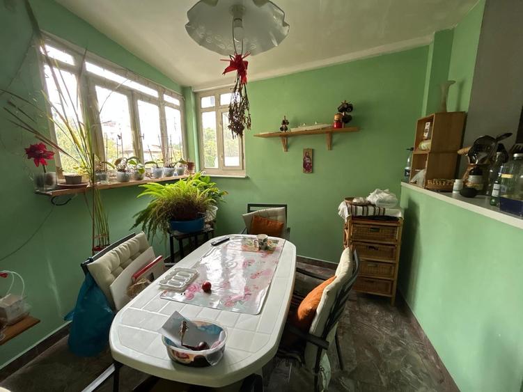 Casă cu 4 camere cu Teren 160 Mp în Armeneasca
