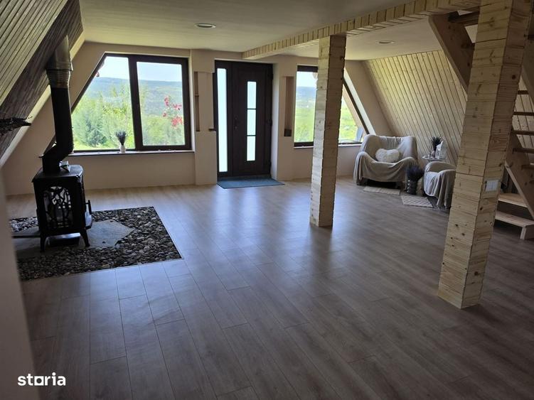 Casă cu 3 camere în Chicerea