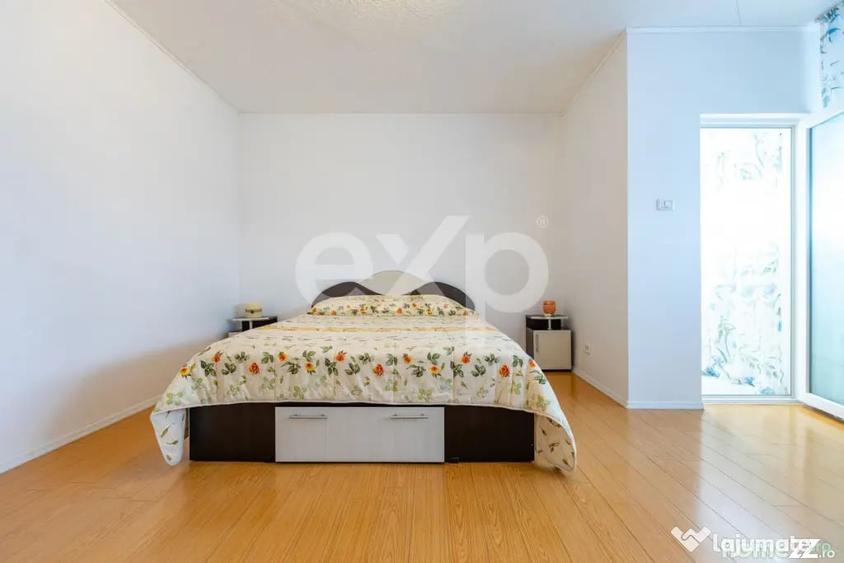Casă cu 6 camere cu Teren 265 Mp în Mărgineni