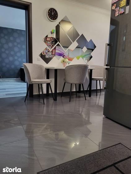 Apartament cu 2 camere în Apărătorii Patriei