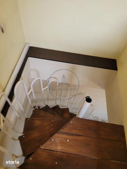 Apartament cu 4 camere, mobilat în Calea Moldovei