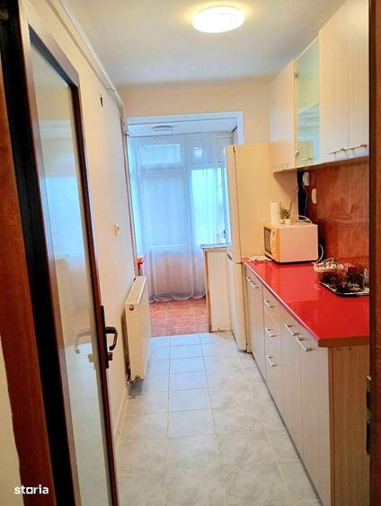 Apartament cu 2 camere semidecomandat în Calea București
