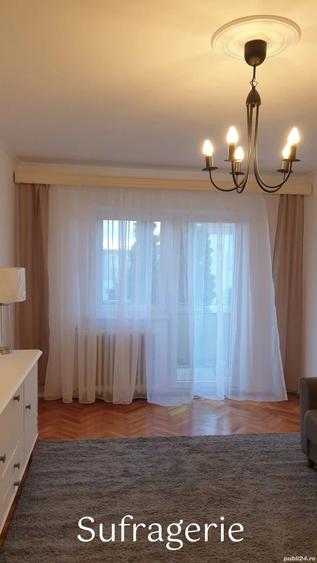 Apartament cu 3 camere decomandat în Central