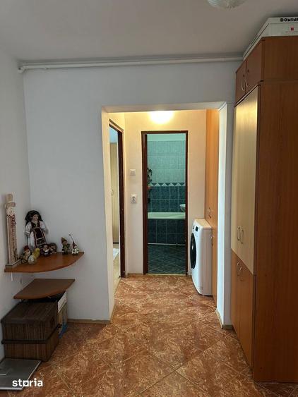 Apartament cu 2 camere decomandat, mobilat în Vest
