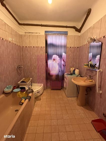 Apartament cu 4 camere în Obor
