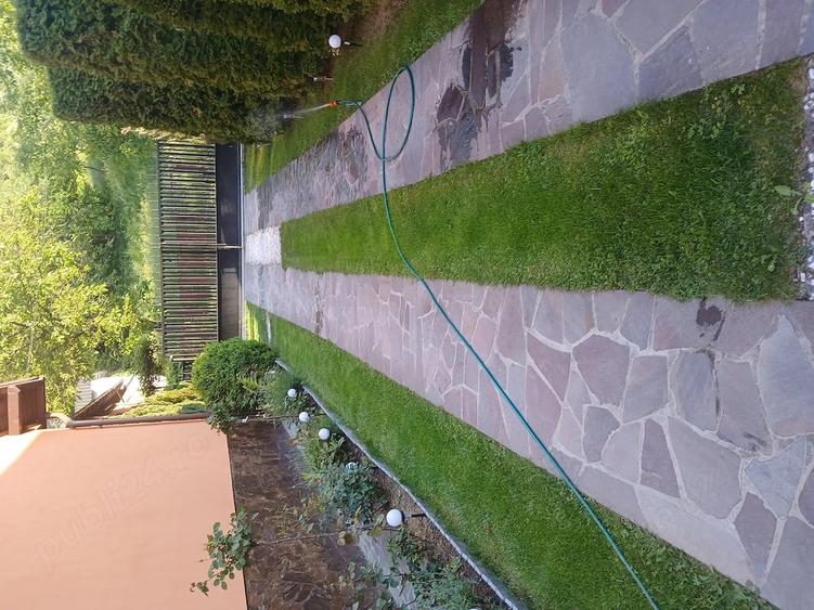 Casă cu Teren 2024 Mp în Iapa