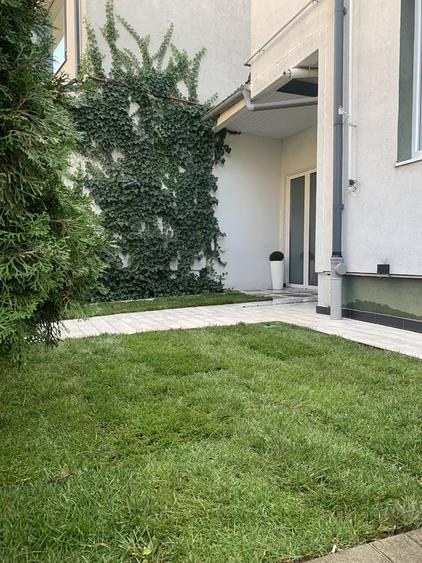 Casă cu 4 camere cu Teren 71 Mp în Sud