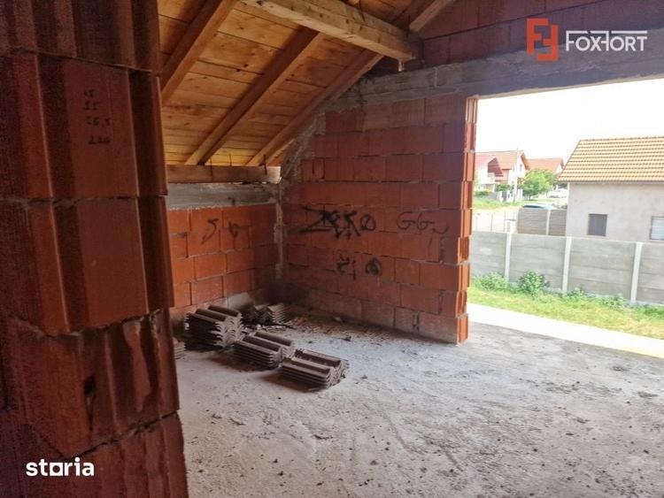 Casa individuala cu 6 camere in constructie in Izvin - 5