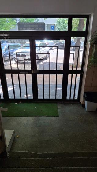 Ofer spre inchiriere garsoniera nemobilatai si neutilata - 7