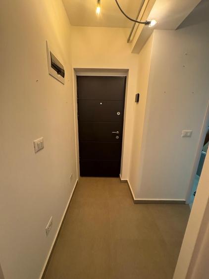 Apartament cu 7 camere decomandat în Frumoasa