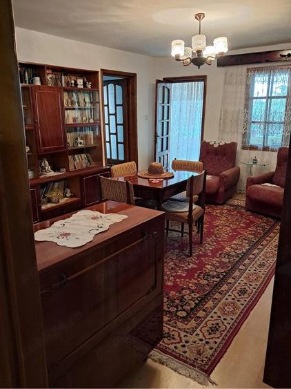 Casă cu 2 camere cu Teren 1200 Mp în Bătinești