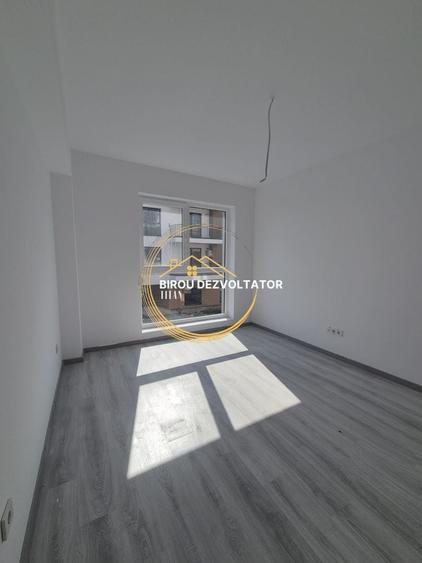 Apartament cu 3 camere decomandat în Theodor Pallady