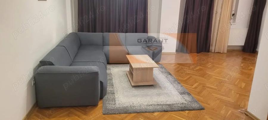 Apartament cu 4 camere decomandat în Ultracentral