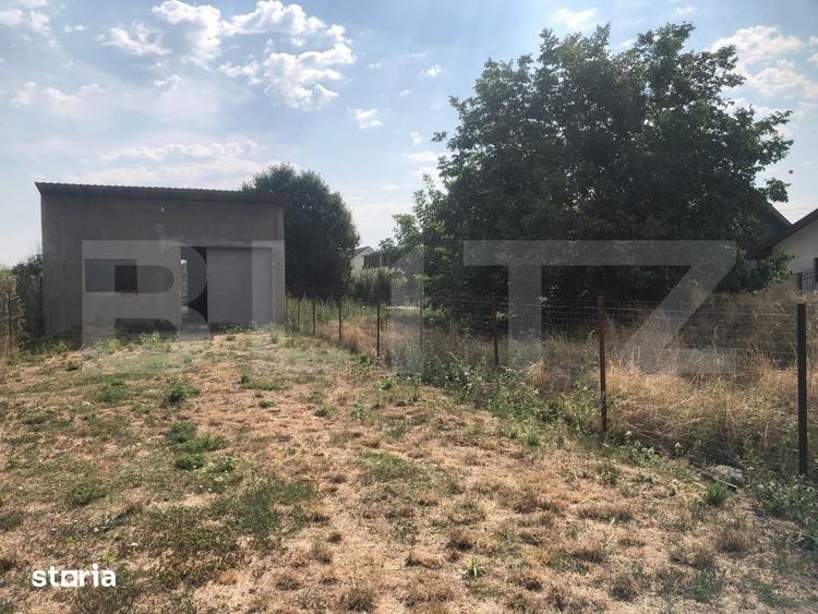Teren de 1700 mp, în Sud