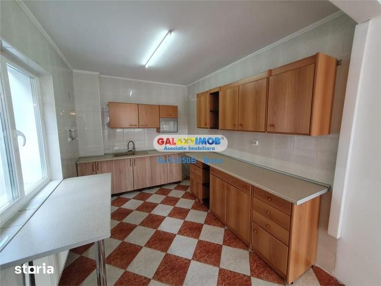 Spațiu comercial, de 160 mp, în Nerva Traian